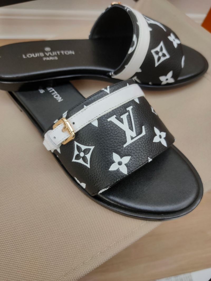 Louis Vuitton Slippers